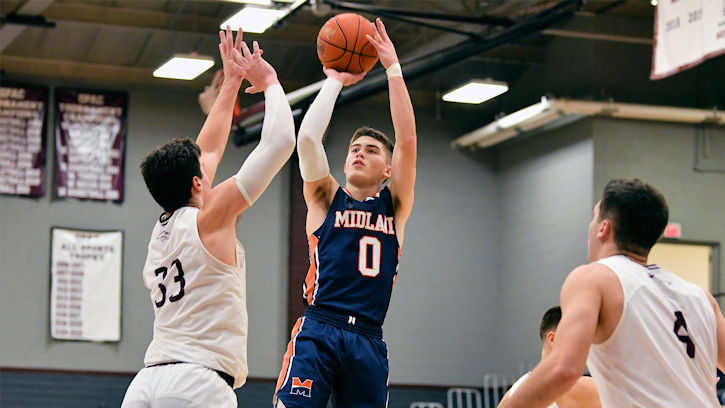 Derek Merwick (Iowa Tribe/KN) led Midland University with a new career-high 40 points