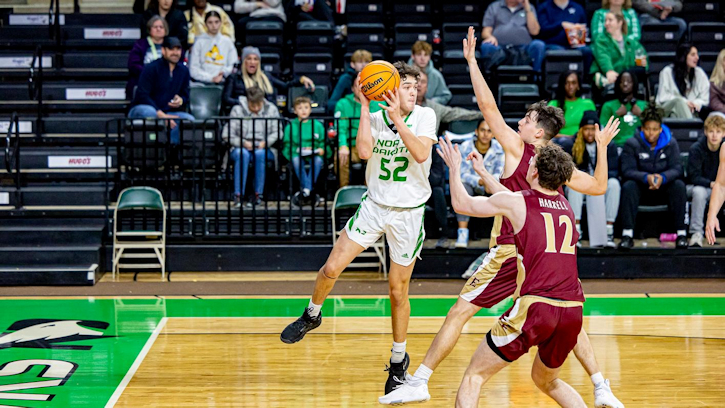 Treysen Eaglestaff (Cheyenne River Sioux) Added 13 Points for North Dakota in 87-36 Win over Waldorf