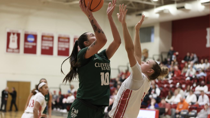 With 21 points and 10 rebounds, Jordana Reisma (Winnebago) recorded her third double-double of the season