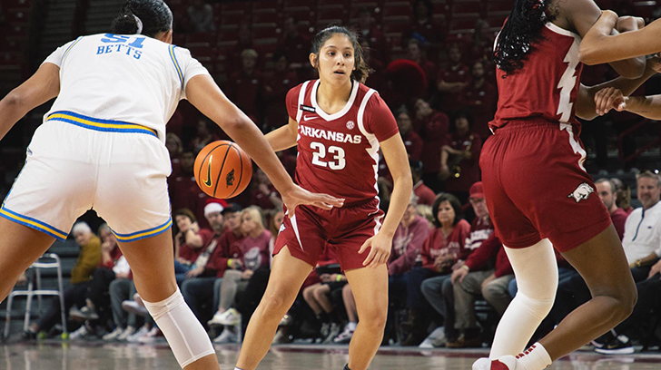 Carly Keats (MBCI) logged her third straight double-digit scoring game behind 12 points for Arkansas