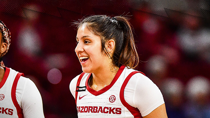 Carly Keats (Mississippi Choctaw) registered 14 points for Arkansas in 88-61Win over Kentucky