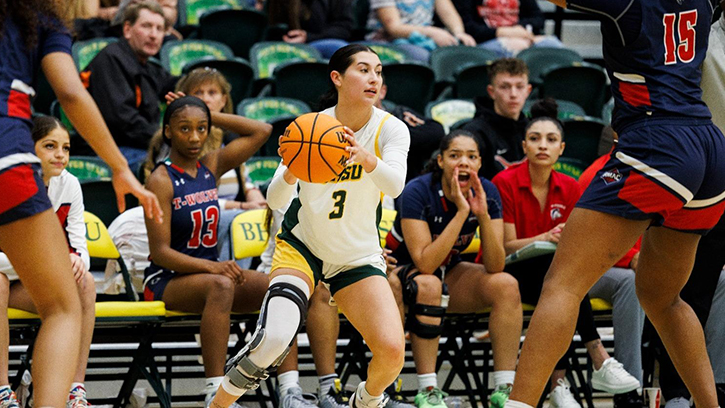 Raven Cournoyer (Rosebud Sioux) notches career-high 21 points to Lift BHSU to a 66-64 Victory Over CSU Pueblo