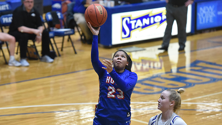 Kiki Smith (Comanche) scored a career-high 33 points to lead Hutchinson Community College to its 22nd-Consecutive Victory on the Season