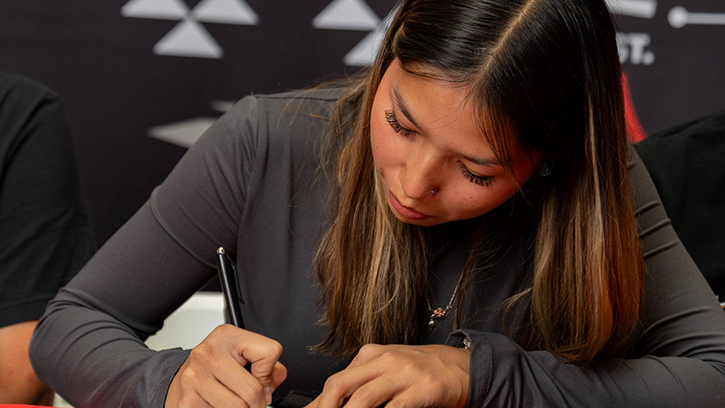 Raven Tso (Navajo) signs on with NTU Women’s Basketball