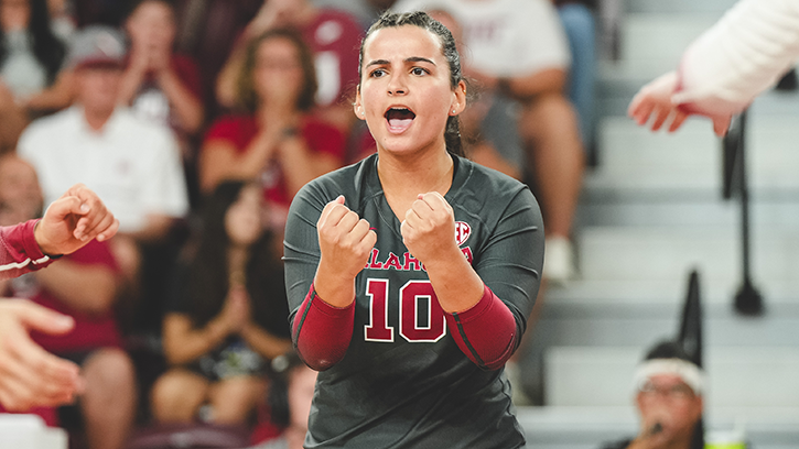 Callie Kemohah (Osage) Recorded 11 Digs and 7 Assists as Sooners Upset No. 20 Tennessee for First SEC Win