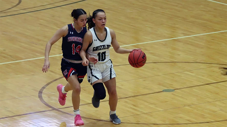 Angelline Nageak (Inupiaq) Added 14 Points for Adams State Univerity in Win over Nebraska-Kearney